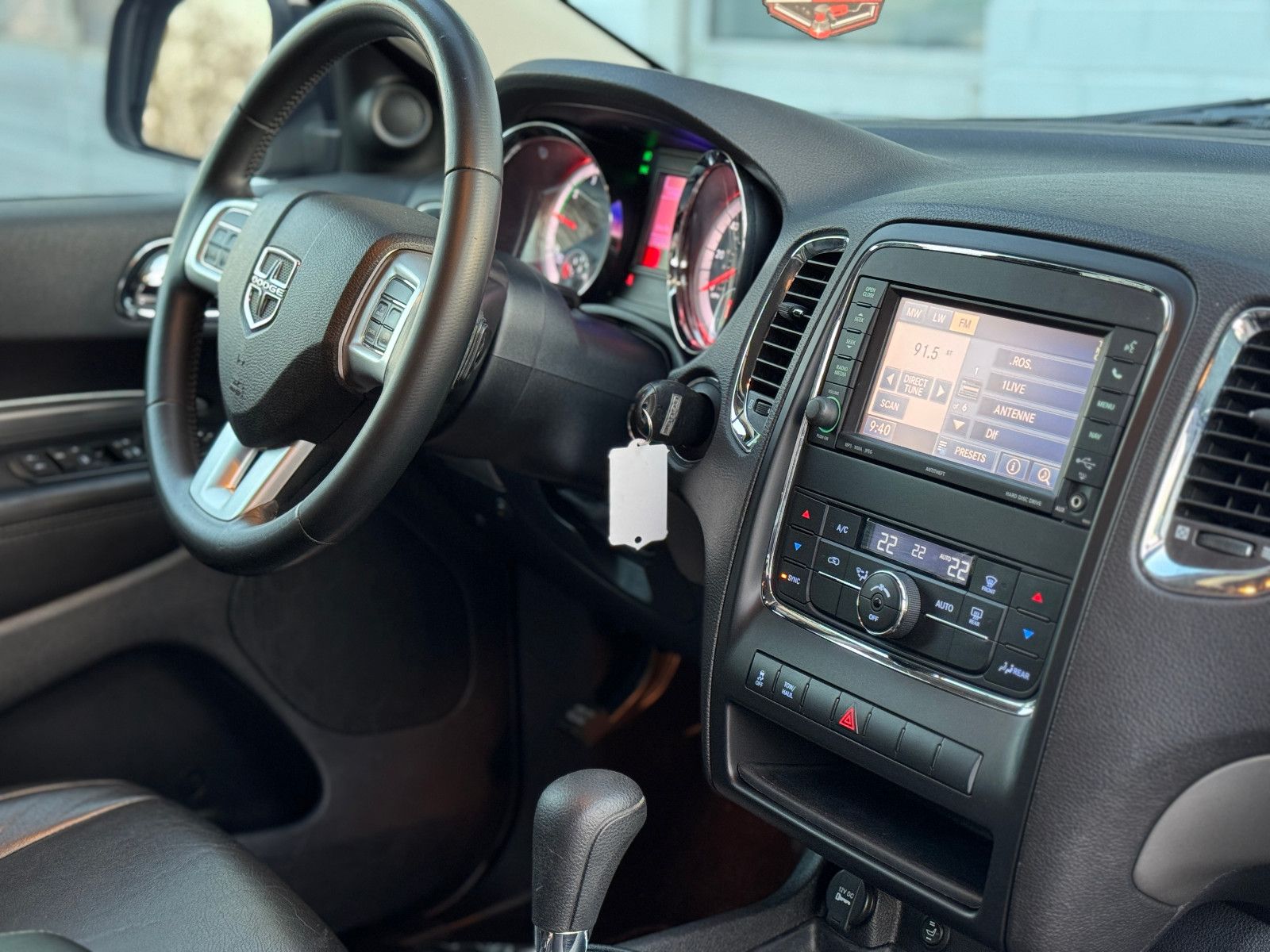 Fahrzeugabbildung Dodge Durango 4x4 5.7 V8 HEMI 20Zoll Leder AHK Navi