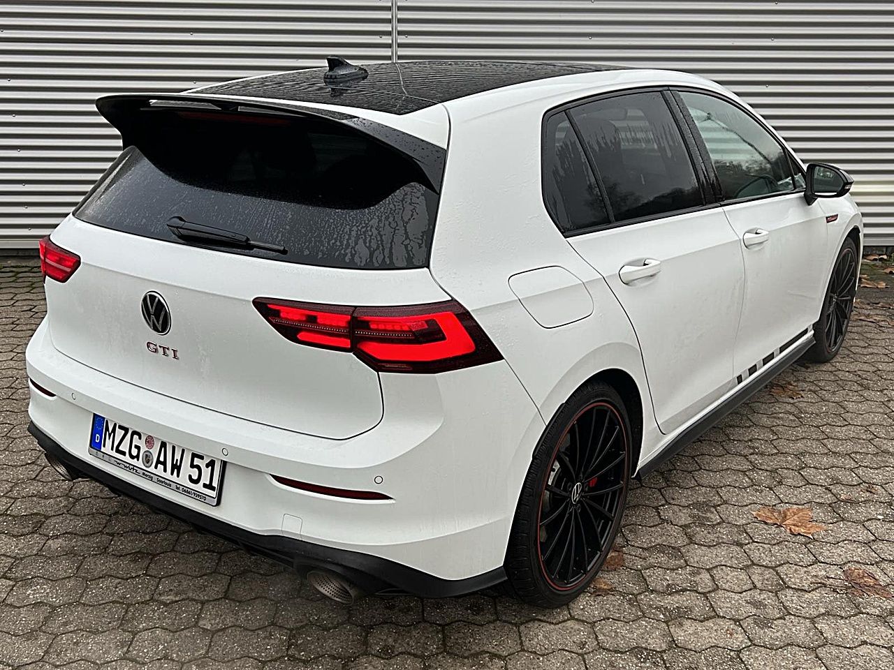 Fahrzeugabbildung Volkswagen Golf VIII GTI Clubsport Performance Akrapovic