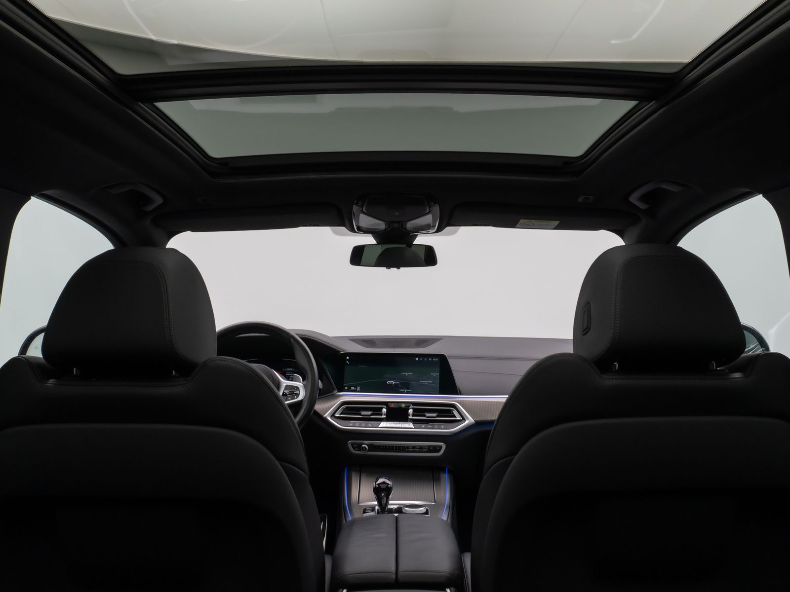 Fahrzeugabbildung BMW X5 xD30d M Sport Panorama Kamera HUD DAB HiFi