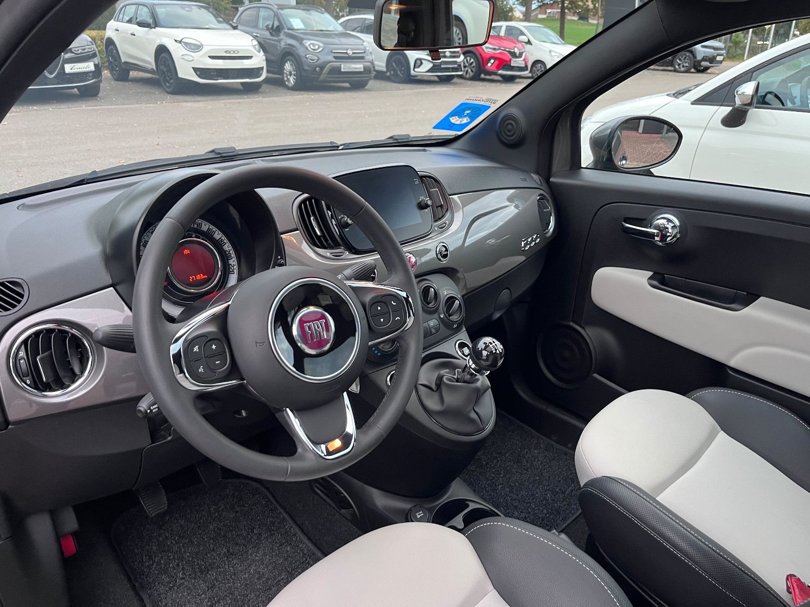 Fahrzeugabbildung Fiat 500 Dolcevita Hybrid