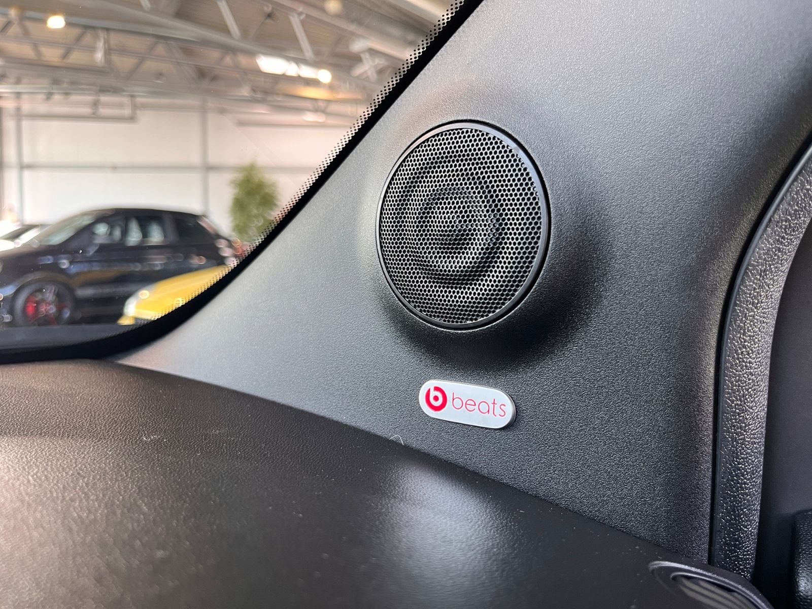Fahrzeugabbildung Abarth 595C 595 C esseesse KLIMA XENON NAVI SHZ