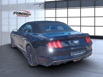 Ford Mustang - 3