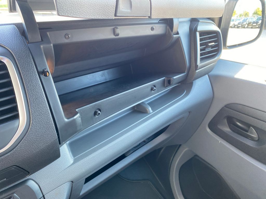 Fahrzeugabbildung Citroën Jumpy M Diesel 145 S&S EAT8 *8-Sitzer*Kamera*