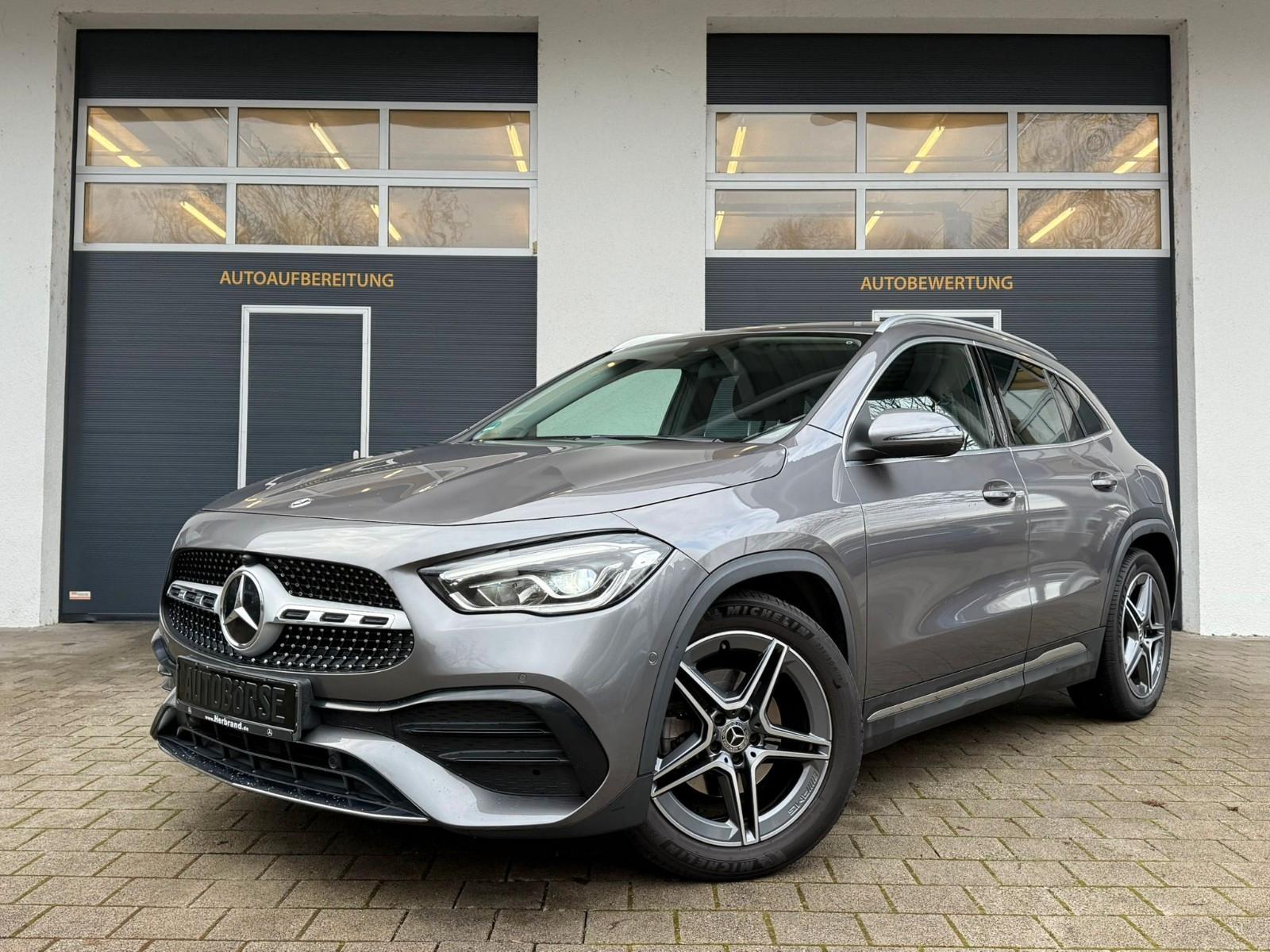 Mercedes-Benz GLA 200 AMG Line*MB Garantie*LED*DIS*Leder*Navi*