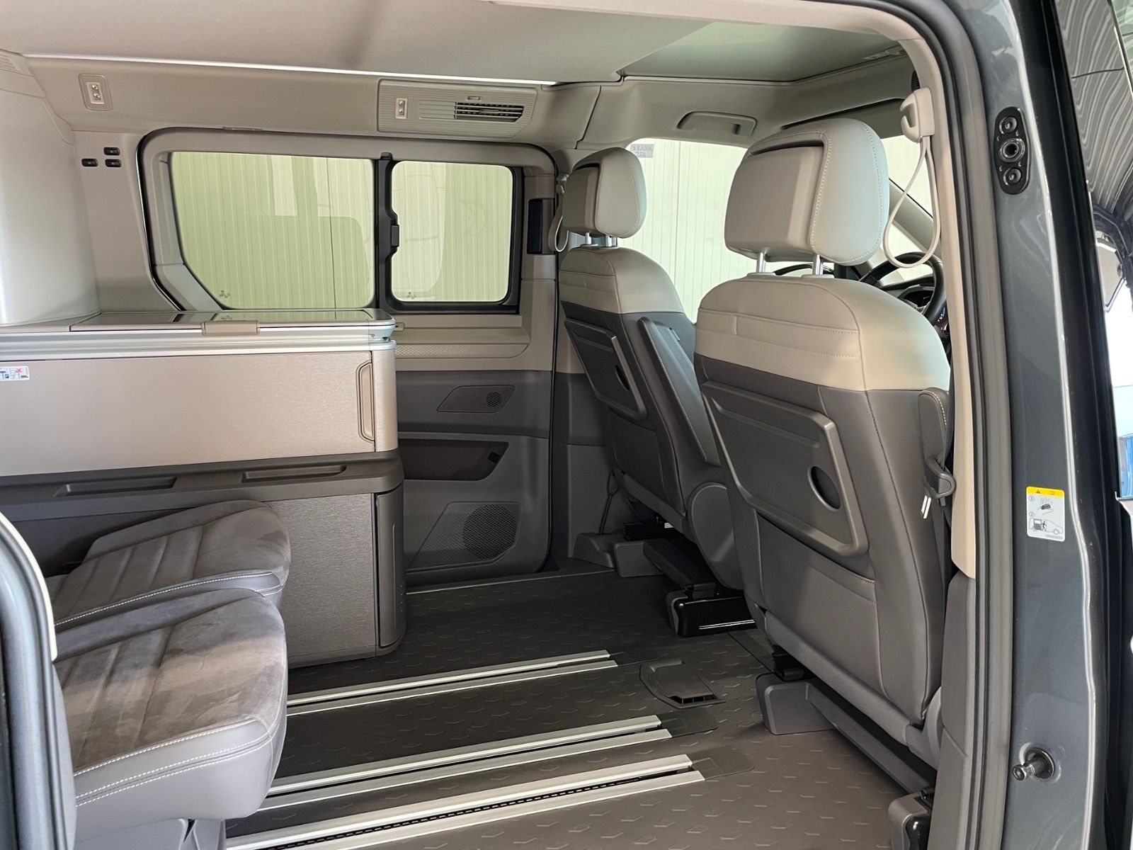 T7 California Coast 1.5 TSI eHybrid 4M STANDHZG