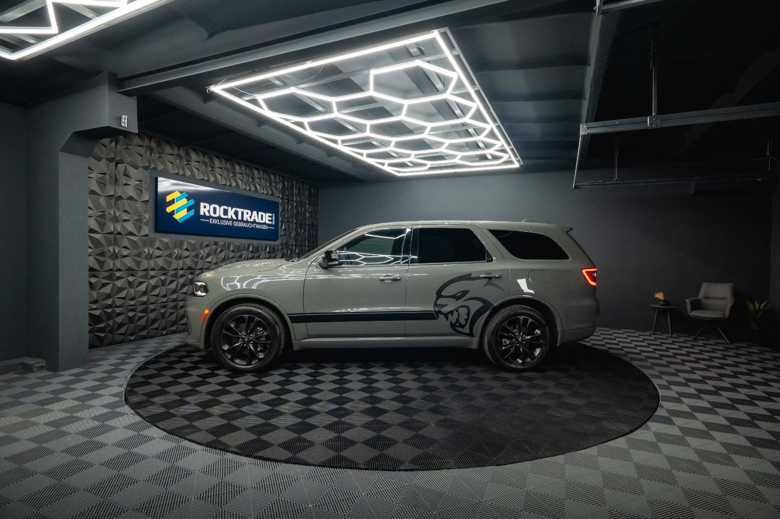 Fahrzeugabbildung Dodge Durango 5.7 V8 R/T 4x4 Night-Paket Modell 22 LED