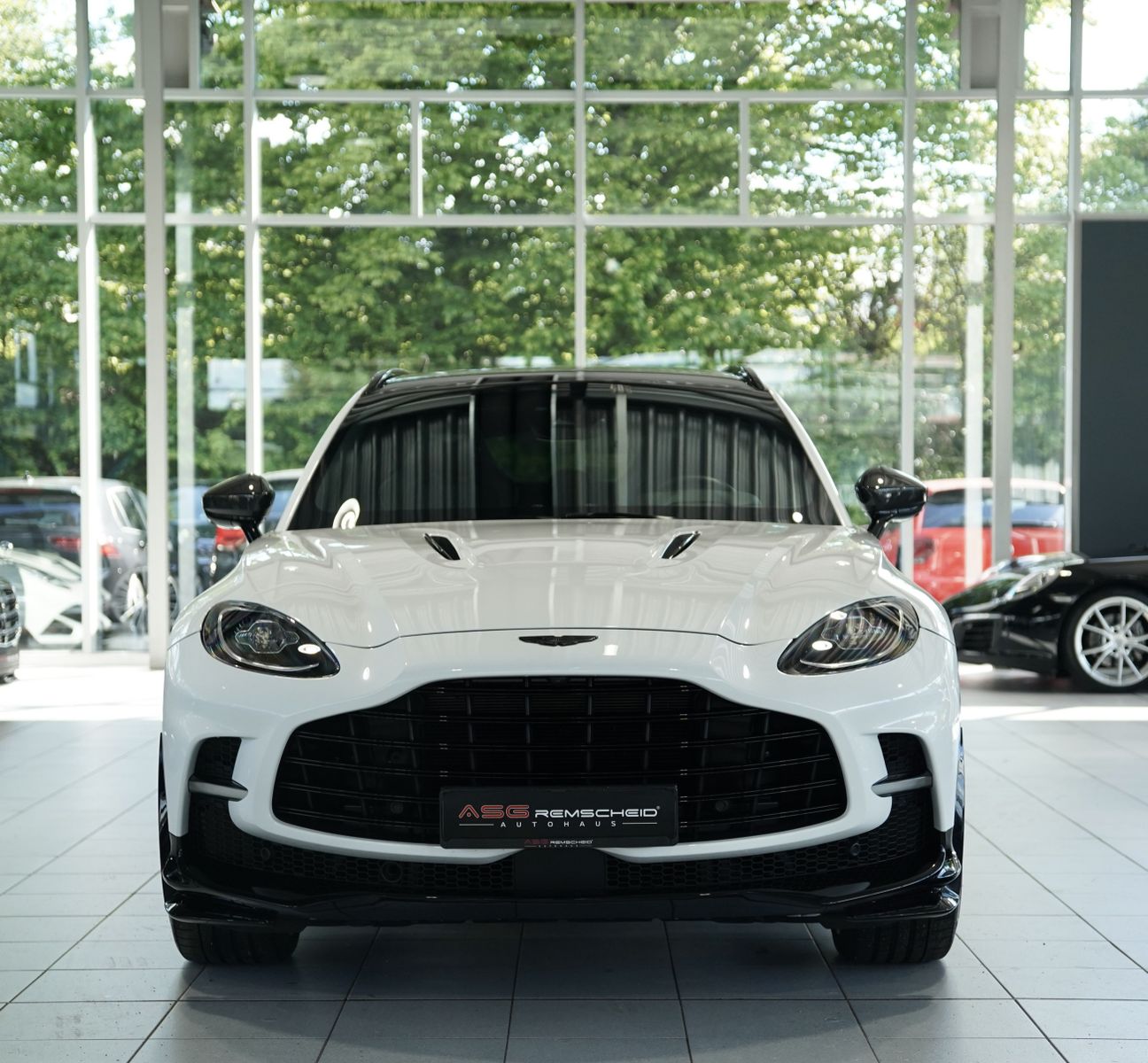 Aston Martin Dbx