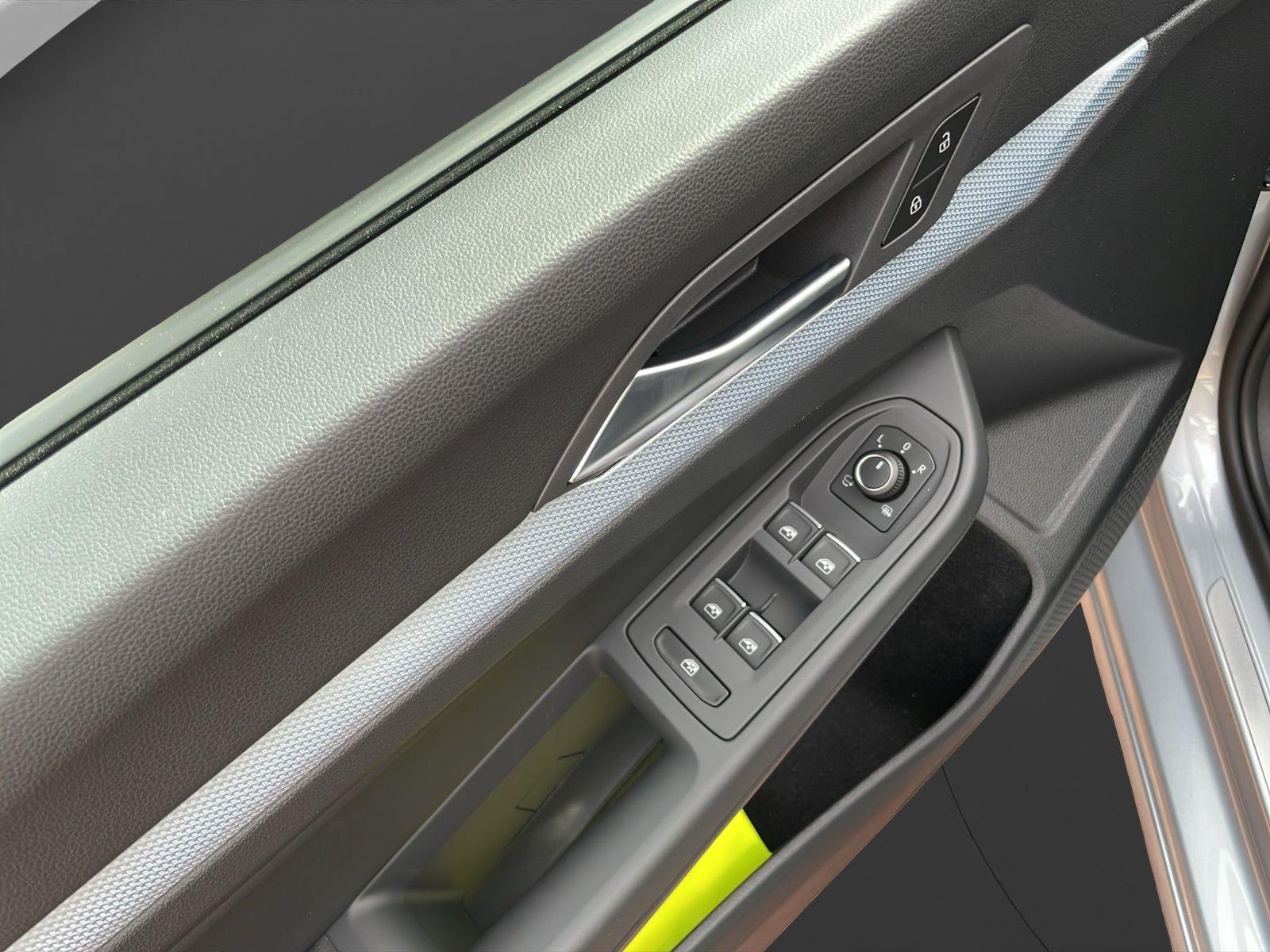 Volkswagen Golf Life "ENERGY" 1,5 eTSI DSG AHK Navi, миниатюра 11