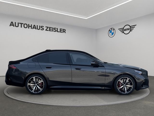 Foto Nummer 3: BMW 550e xDrive