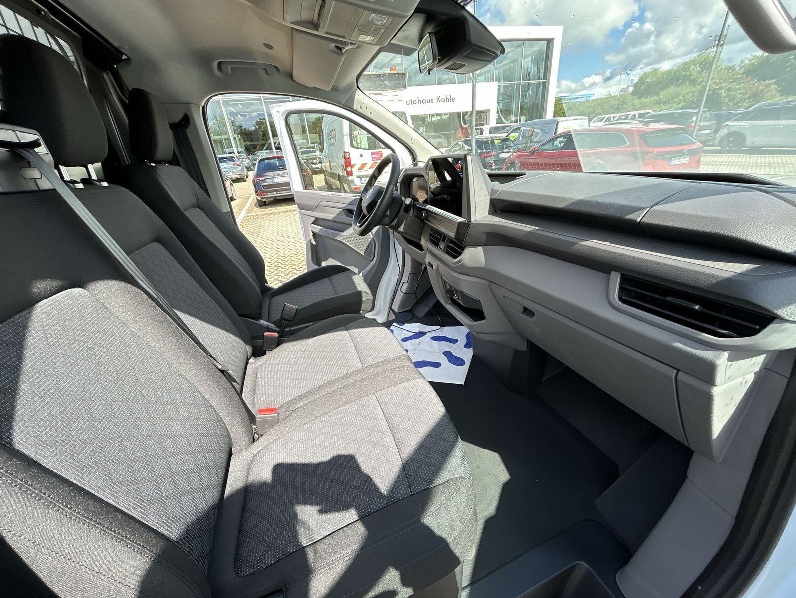 Volkswagen T7 Transporter - Bild 16