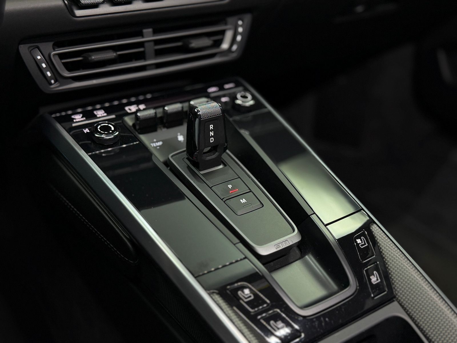Fahrzeugabbildung Porsche 992 Turbo S|AERO-PAKET|BRABUS|BOSE|ACC|KW