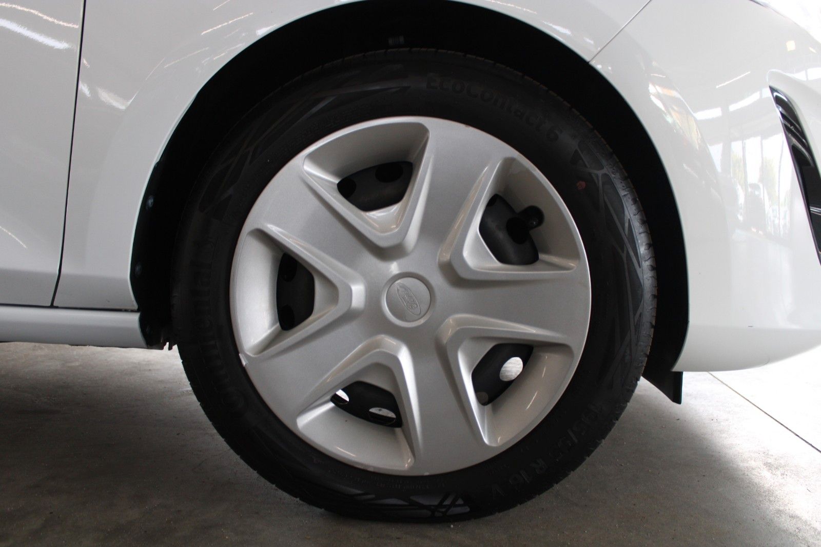 Fahrzeugabbildung Ford Fiesta 1,5 TDCi Cool & Connect 5-T LED WinterP.