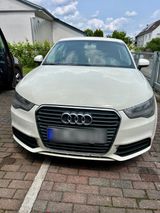 Audi A1 in weiß 3-Türer - TÜV NEU!!! - Audi A1: Türer