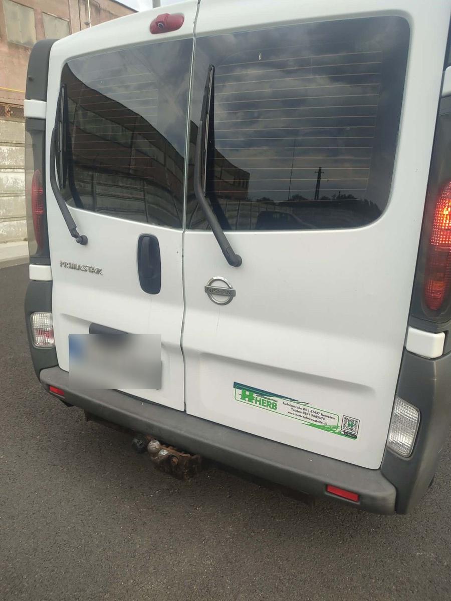 Nissan Primastar 2005 — photo 7