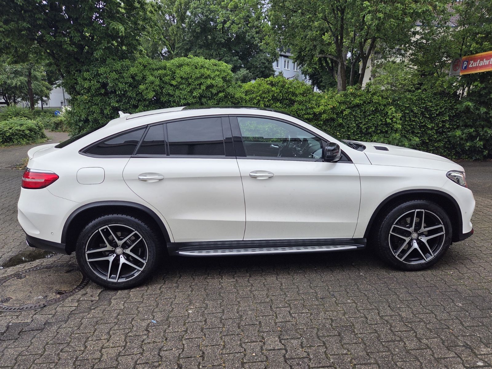 MERCEDES-BENZ GLE 350 d 4MATIC -