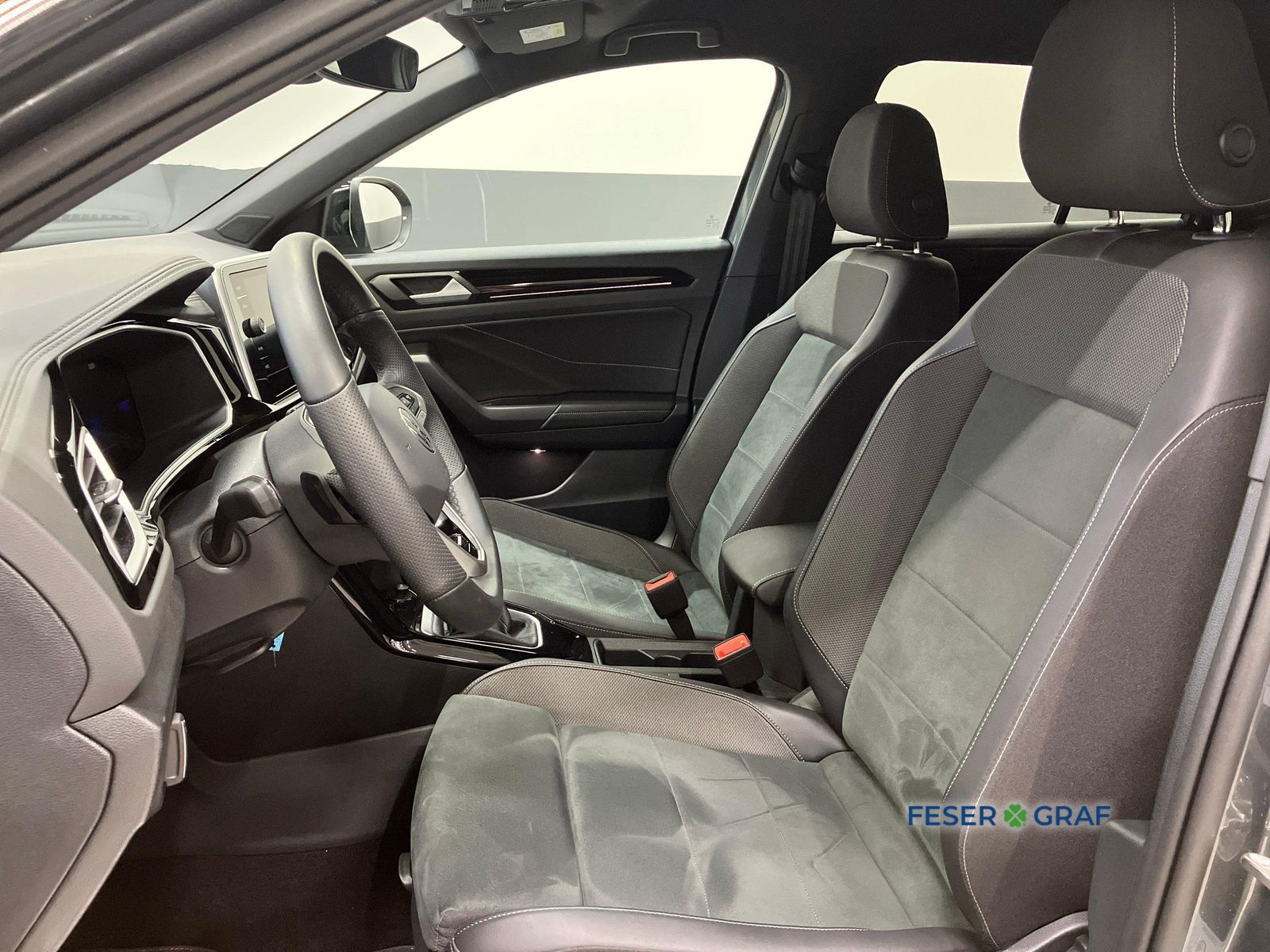 Volkswagen T-Roc - Bild 9