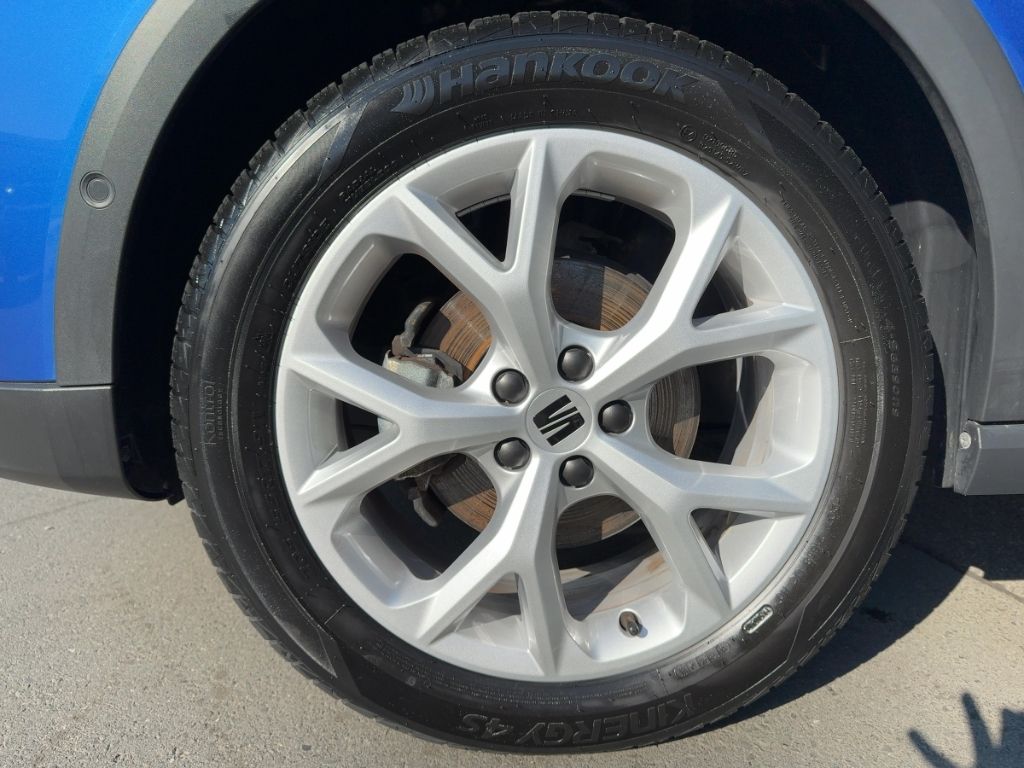 Fahrzeugabbildung SEAT Arona FR, Allwetter, RFK