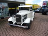 Ford Pickup Flathead V8 Hot Rod - Ford mit Benzin-Antrieb: Hot Rod