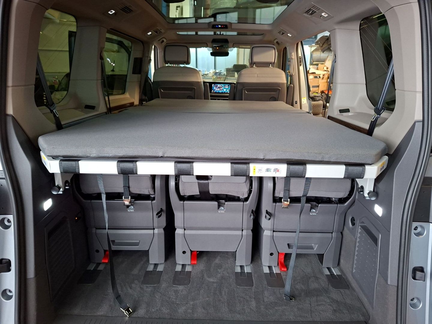 T7 Multivan 1.5 eHybrid Style 4MOTION *DCC*PANO*