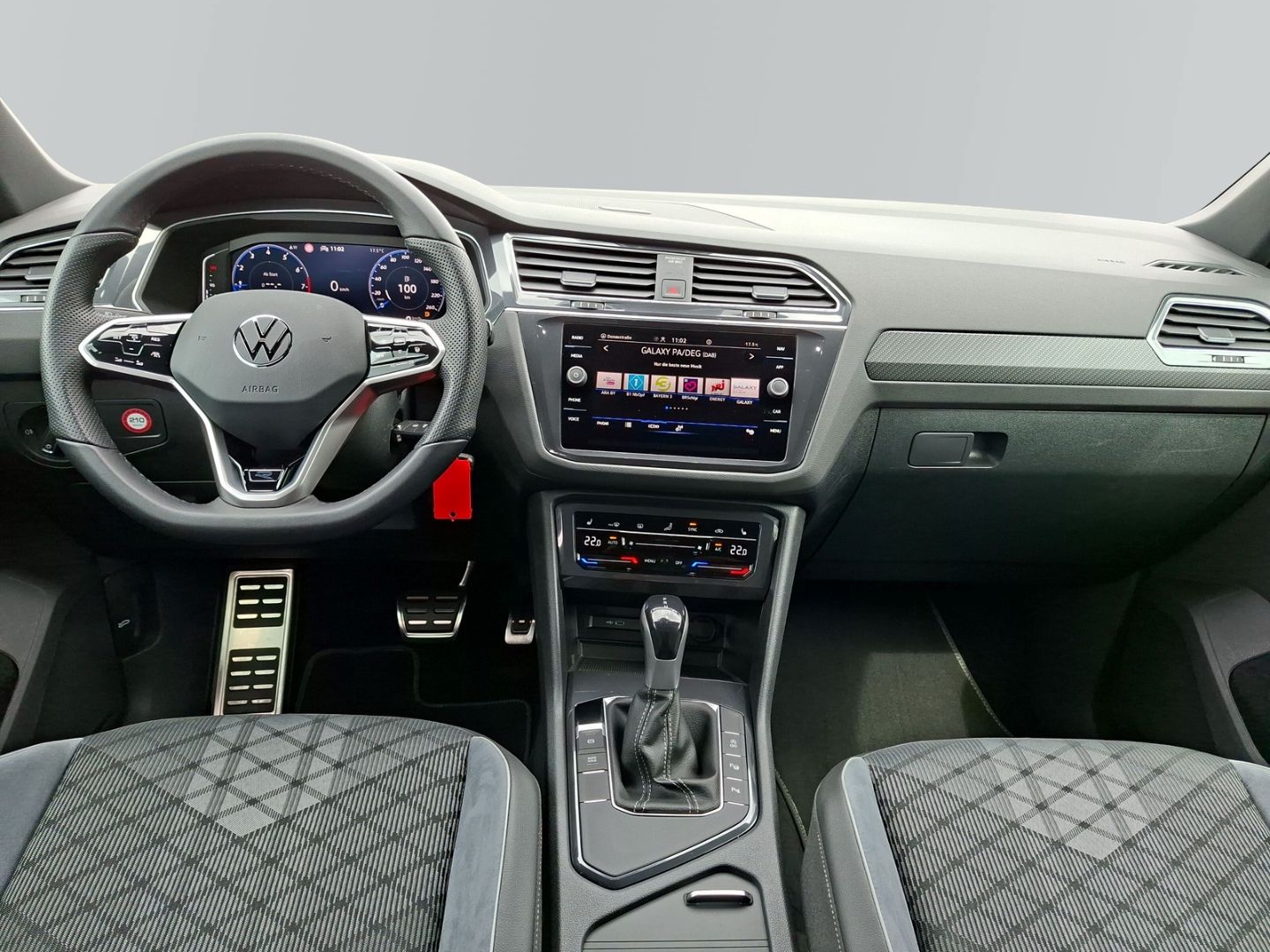 Tiguan 1.5 TSI DSG R-Line *KAMERA*ACC*NAVI*