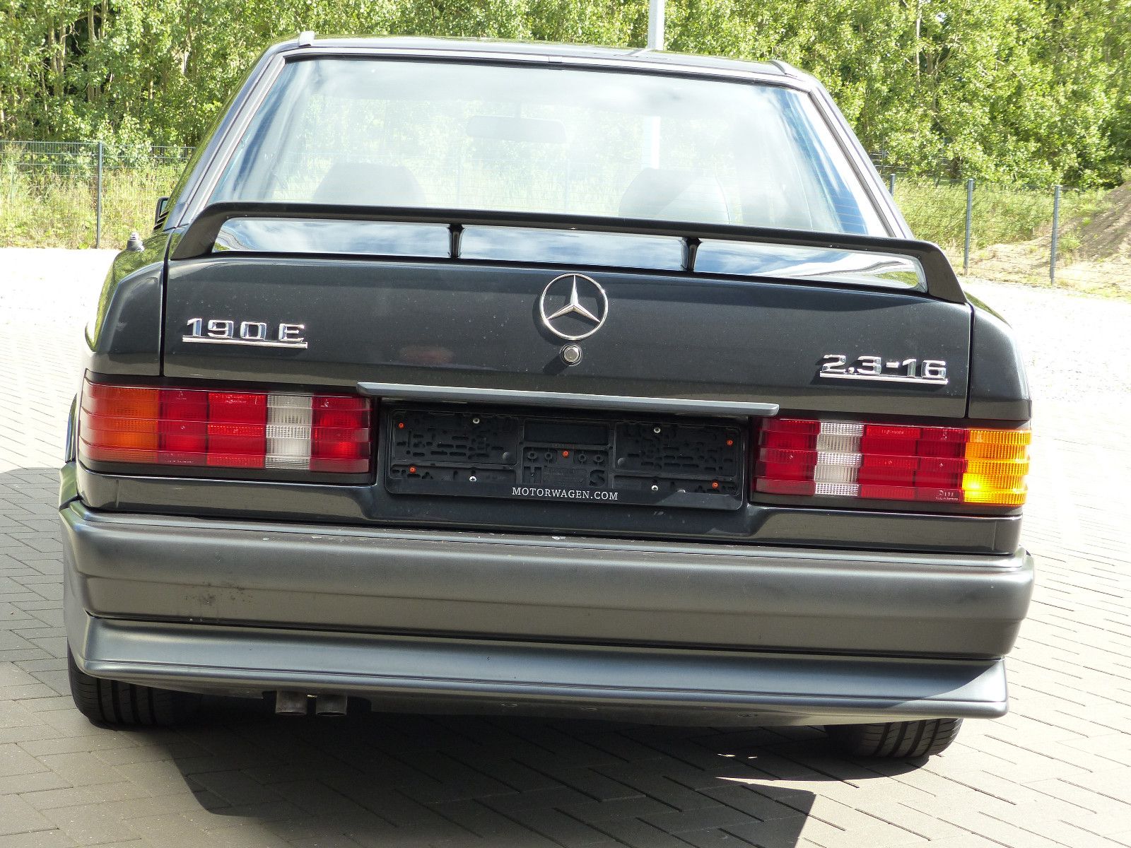Fahrzeugabbildung Mercedes-Benz 190 E 2,3 16 V * 1.Hand* Erstlack*