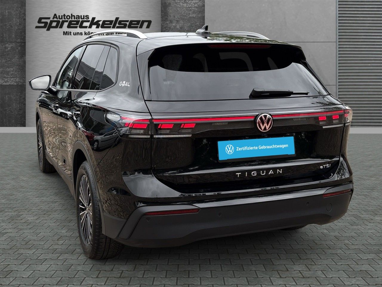 Volkswagen Tiguan 1.5 eTSI Goal Automatik Navi AHK Matrix-L foto 3