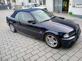 BMW BME 320i E46 Cabrio - BMW 320: 320i E46