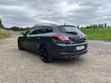Renault Megane III Grandtour GT 220 BOSE-Edition GT-Line - Renault Megane: Line Iii