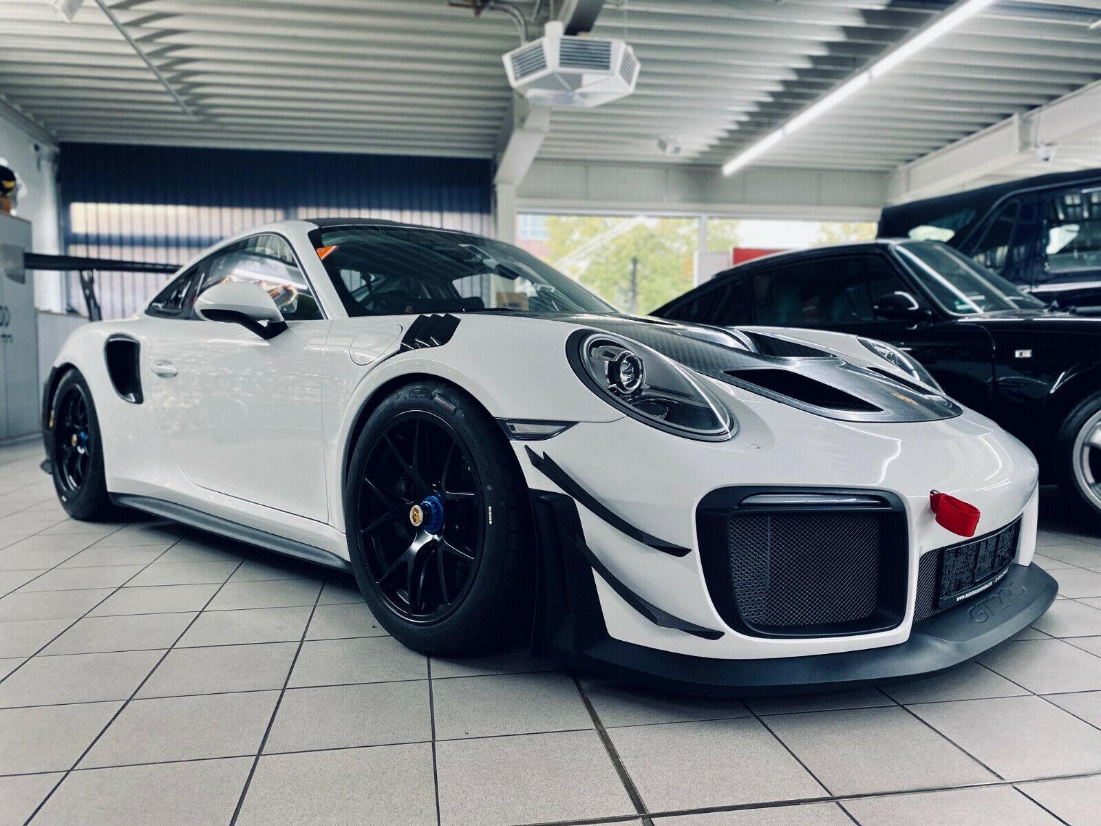 showroom-image-bottom