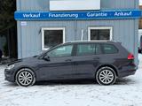 Volkswagen Golf VII Variant 1.6 TDI Lounge BMT 4Motion*AHK - Volkswagen Golf mit Diesel-Antrieb: 1.4