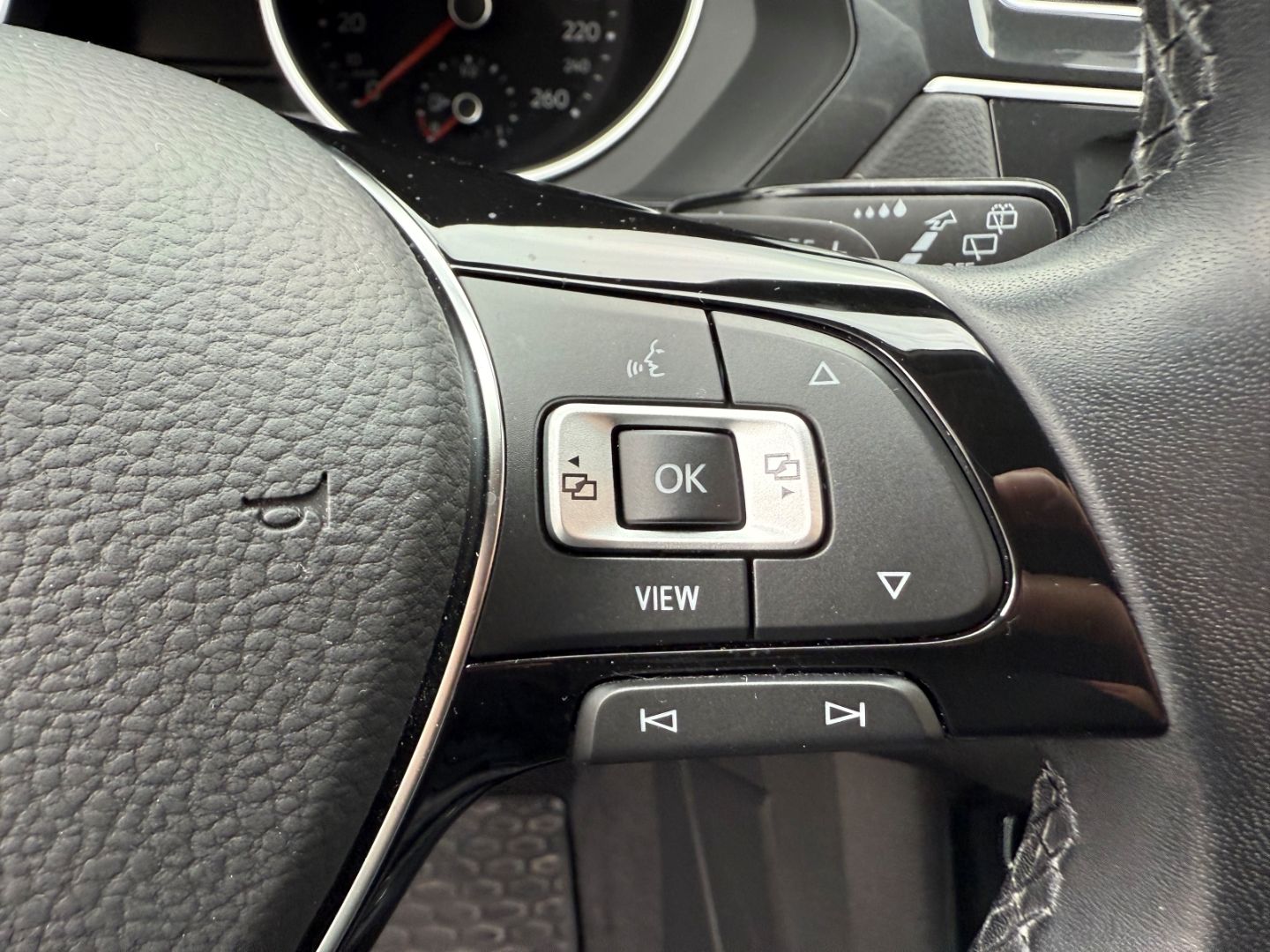 VW Tiguan Join Start-Stopp 4Motion 2.0 TDI BMT EU6d - Image 15