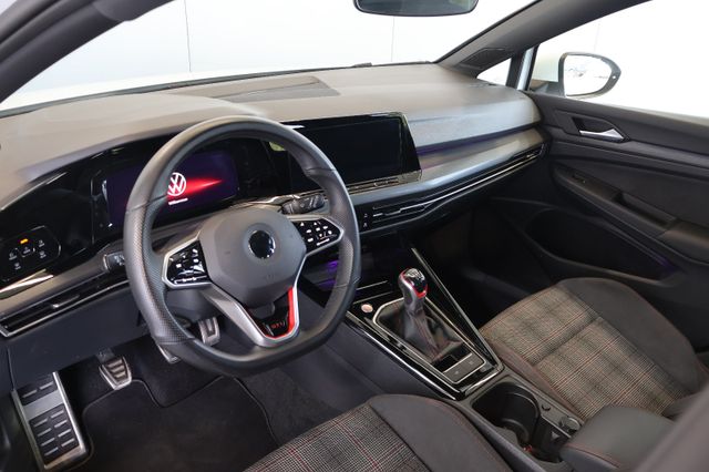 Volkswagen Golf VIII GTI 2.0 TSI AID+LED+CARPLAY+AMBIENT
