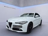Alfa Romeo Giulia Serie 0 MY18 Super 2.0Turbo 16V (200 PS) - Alfa Romeo Giulia in Stuttgart
