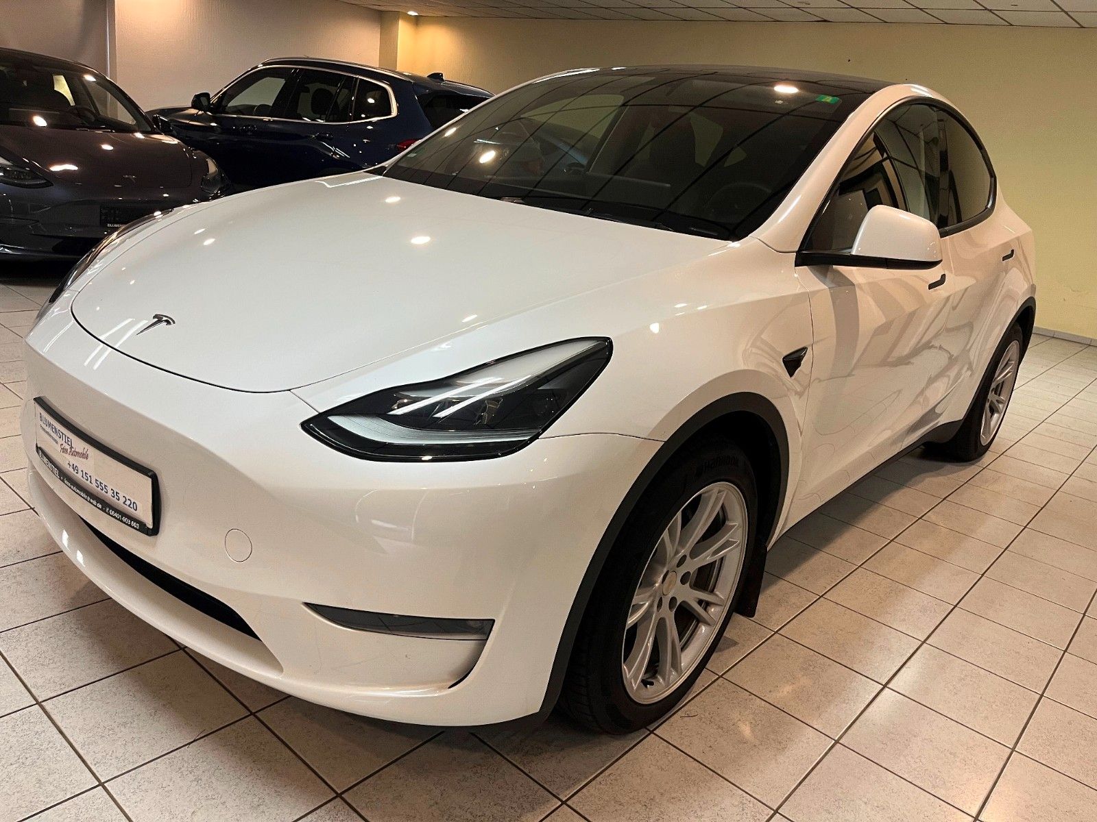 Tesla Model Y LR AWD AHK abnehmbar kauf auch Tesla an foto 2