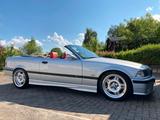BMW 320i Cabrio Sport Edition Sport Edition - BMW 320: 320i Sport Edition