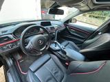 BMW 330i Sport Line F30 Automatik  - BMW: F30