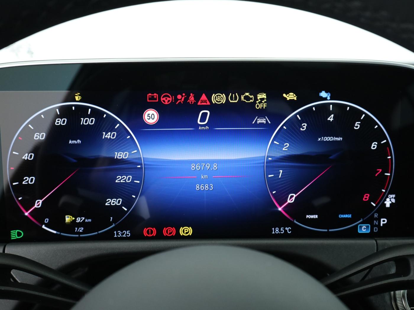 Mercedes-Benz E 200 AMG Adv*Pano*LED*Sitzhzg*Navi*19-Zoll*DAB*