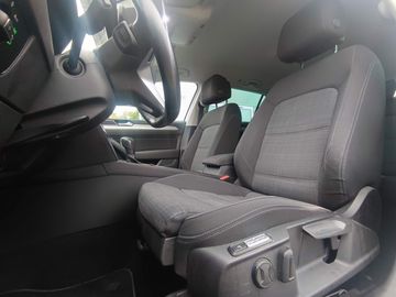 Volkswagen Passat Variant - 9