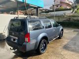 Nissan Pathfinder 2.5 diesel cambio automatico 7 - gebrauchte Nissan Pathfinder aus dem Jahr 2006