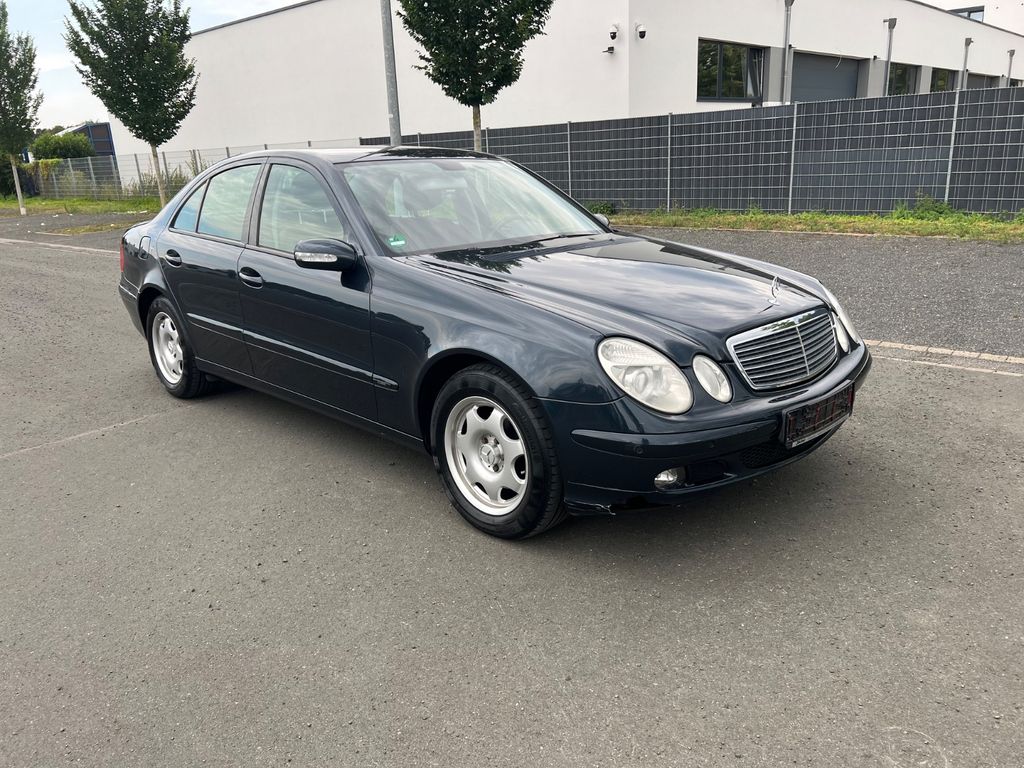 MERCEDES-BENZ E 320