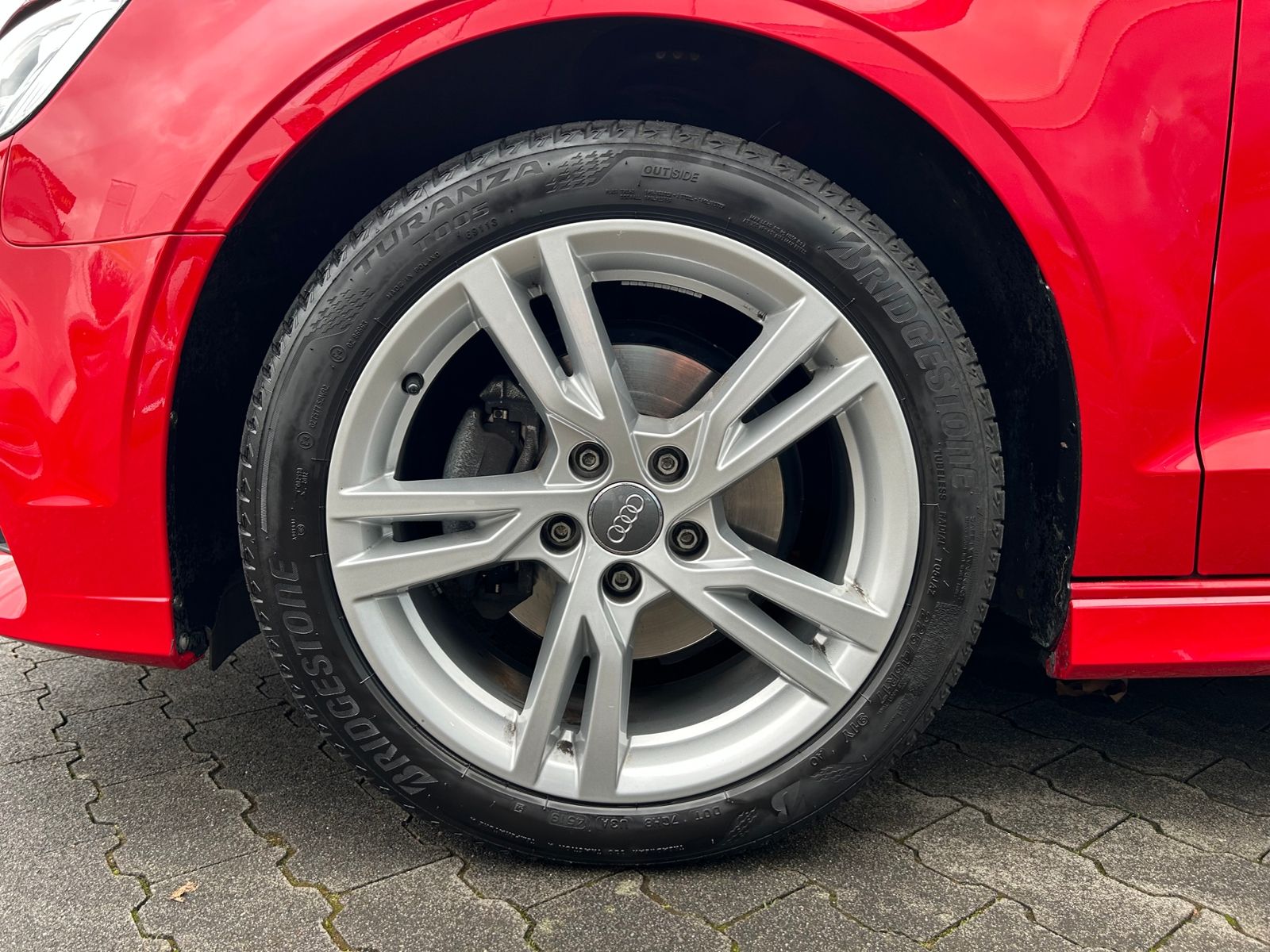 Fahrzeugabbildung Audi A3 Cabriolet 35 TFSI design XEN NAV SHZ 17"