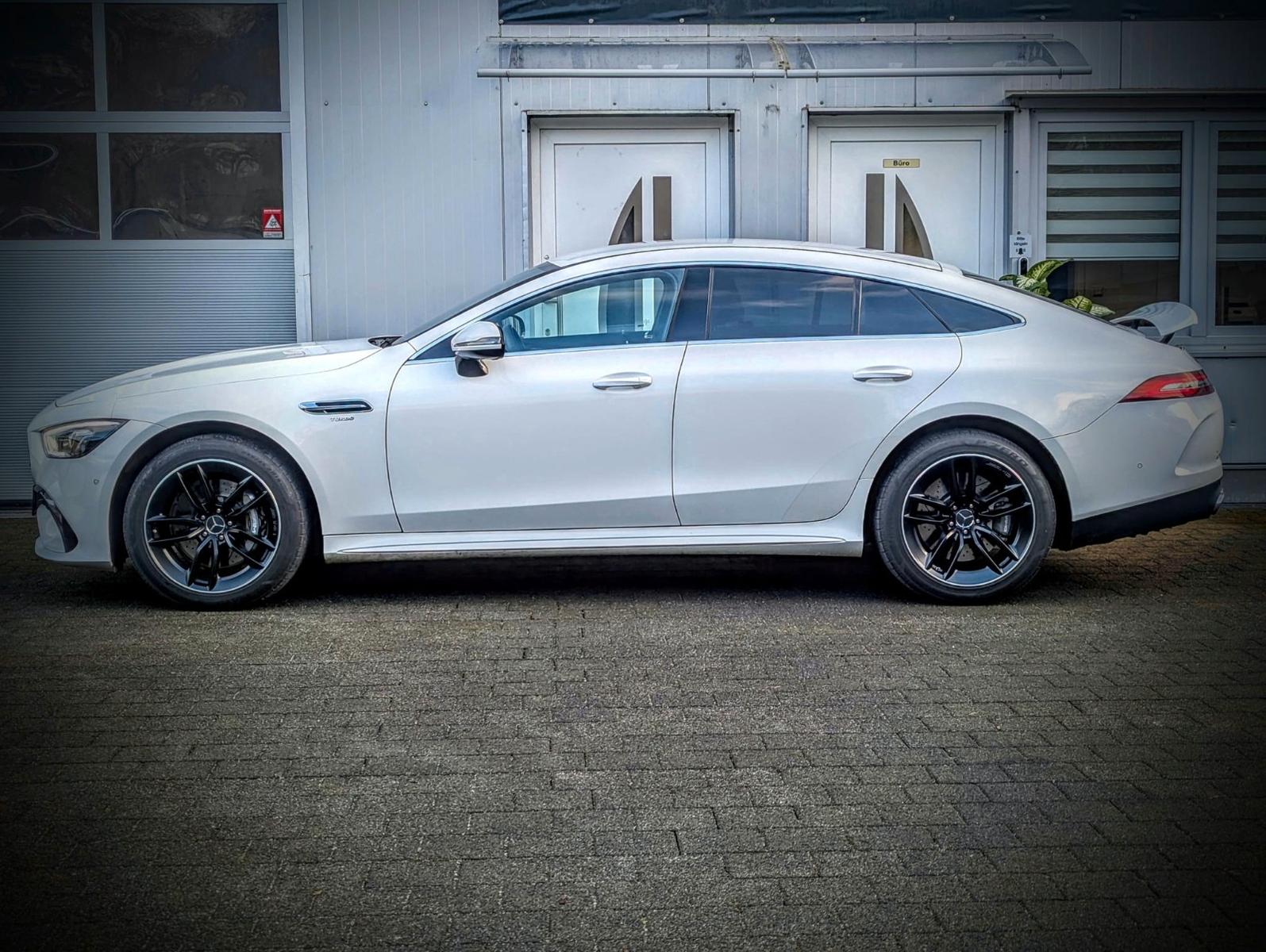 Mercedes-Benz AMG GT 43*Multibeam*Park-Paket*Widescreen*19"