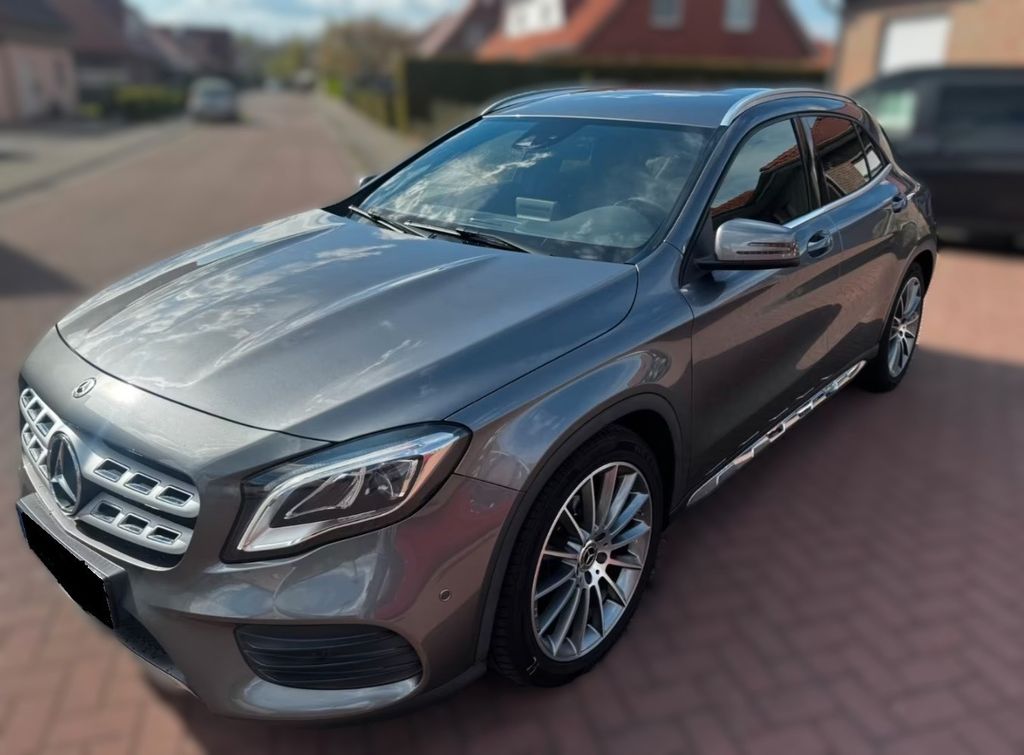Image of Mercedes-Benz GLA 200