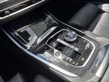 BMW X7 - 10
