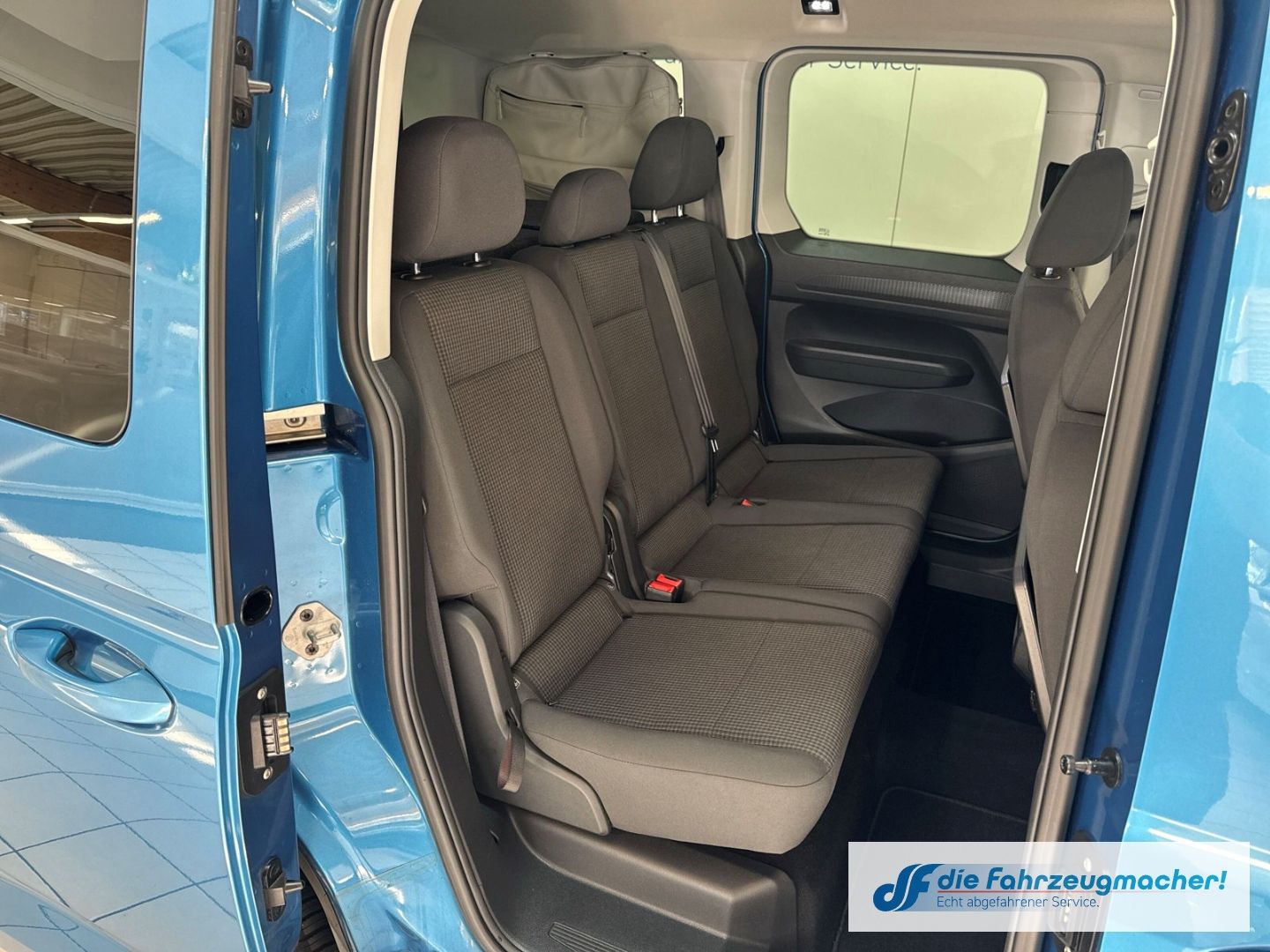Fahrzeugabbildung Volkswagen Caddy California 2.0 TDI EU6d Panorama Navi LED