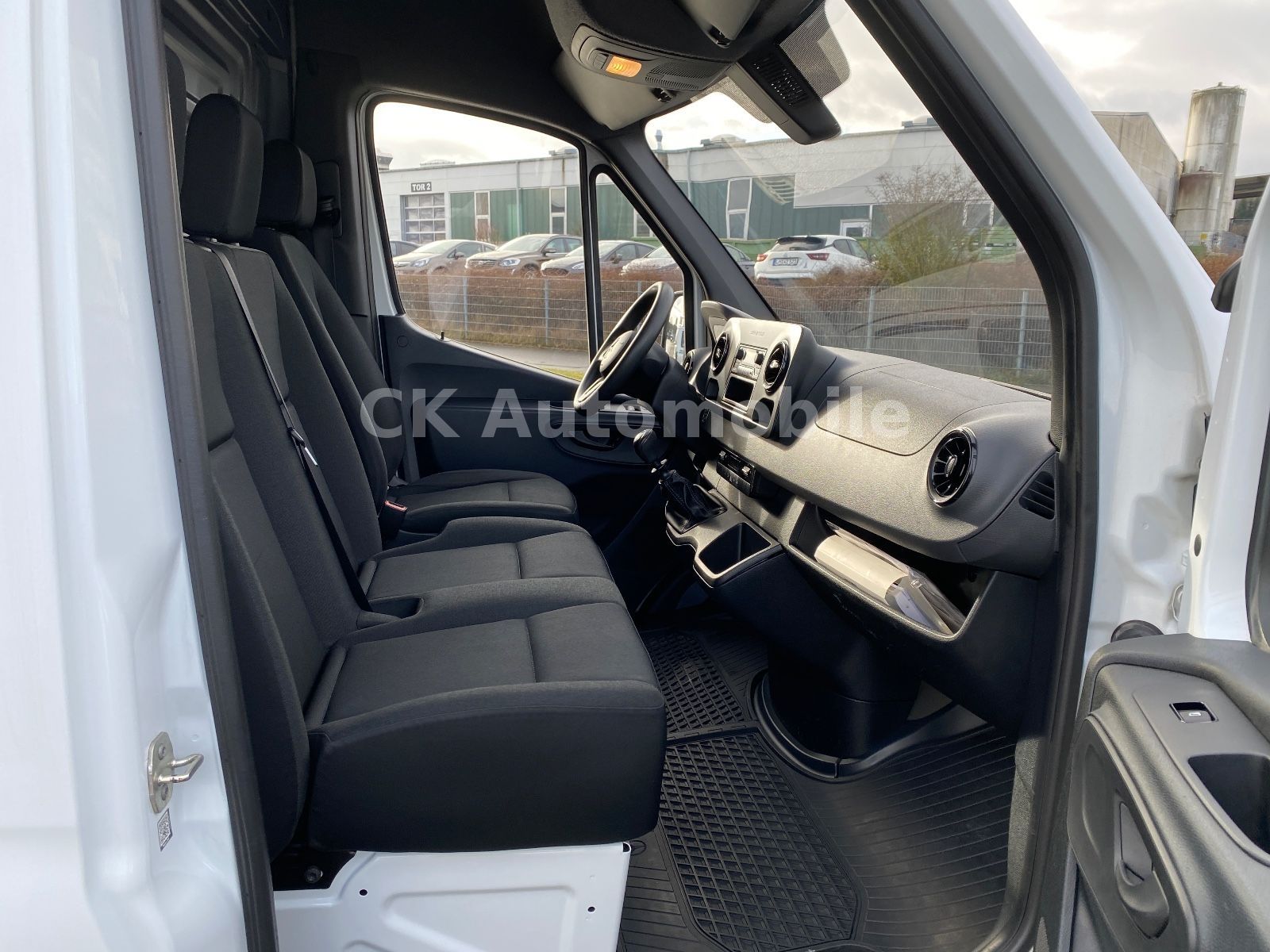 Fahrzeugabbildung Mercedes-Benz Sprinter III Kasten 214 CDI FWD L2H2/Klimaanlage