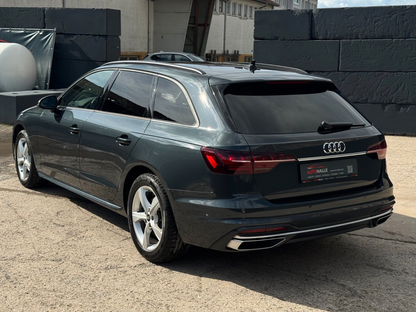 Fahrzeugabbildung Audi A4 Avant 40 TFSI S tronic Kamera Massage AHK SHZ