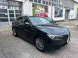Alfa Romeo Stelvio Super Q4 TEILLEDER*RÜCKFAHRKAMERA*XENON - Alfa Romeo Stelvio aus 2021