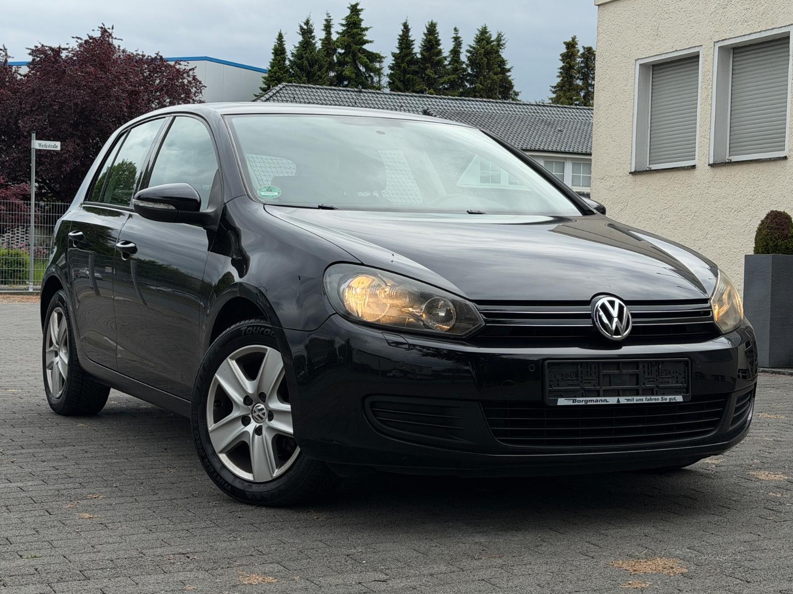 Volkswagen Golf VI Comfortline ; 4 Tür. ; PDC ; TÜV Neu