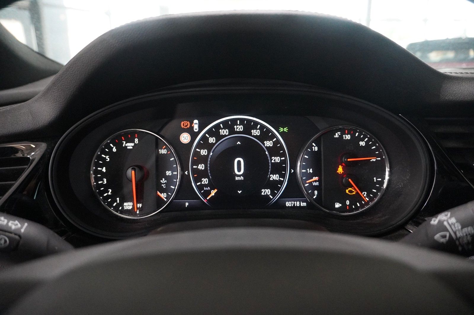 Fahrzeugabbildung Opel Insignia B ST 2.0T INNOV. 4X4 NAVI/OPC/KAMERA
